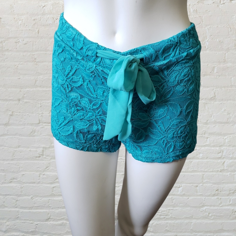 Exist USA turquoise lace shorts w ribbon tie waist size Medium
